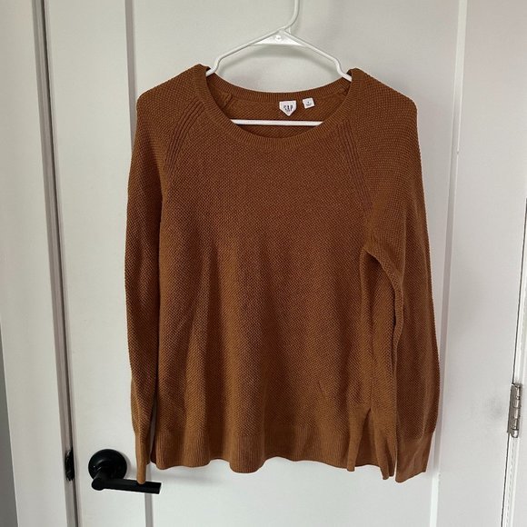 Caramel Brown GAP Light Knit‎ Sweater Size Small - Picture 1 of 4